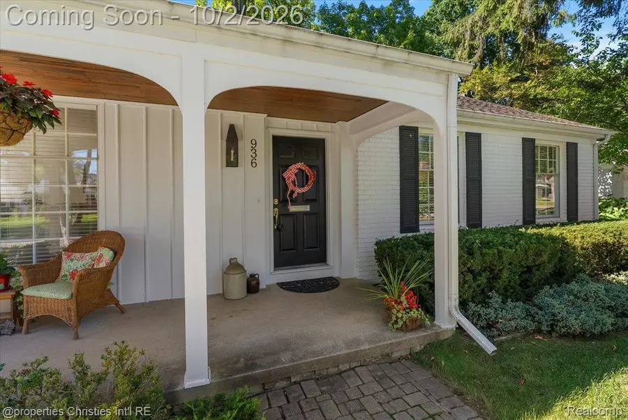 936 S Glenhurst Drive, Birmingham, MI 48009 - #2