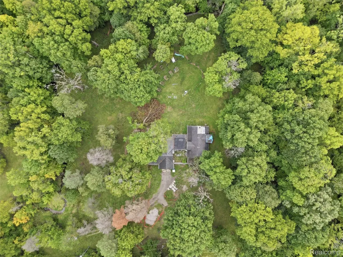 6221 W Maple Road, West Bloomfield, MI 48322 - #1