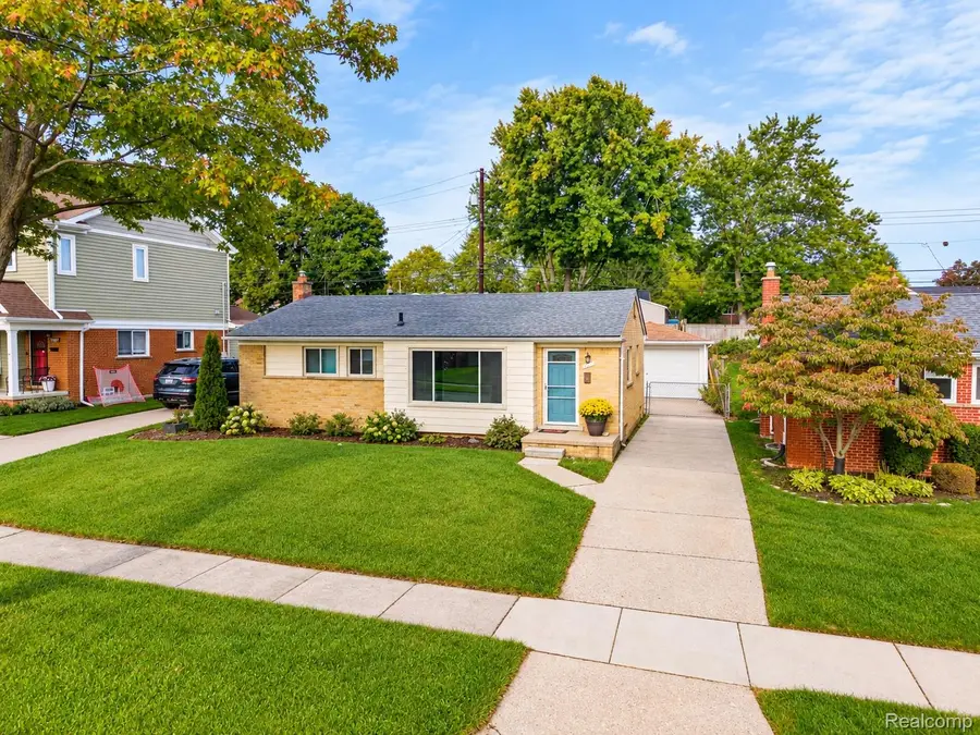 1199 N Stephen Avenue, Clawson, MI 48017 - #3