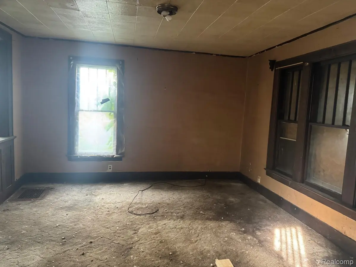 1534 Bennett Avenue, Flint, MI 48506 - #1
