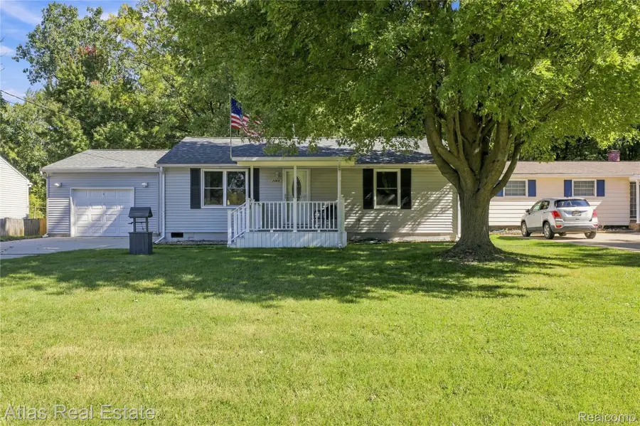 1489 Transue Avenue, Burton, MI 48509 - #2