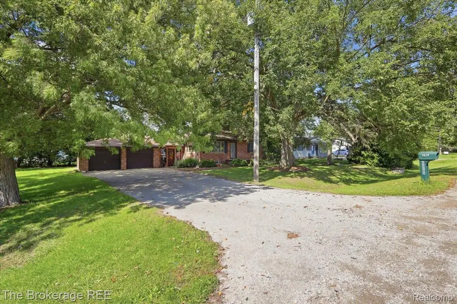 1424 S Belsay Road, Burton, MI 48509 - #3