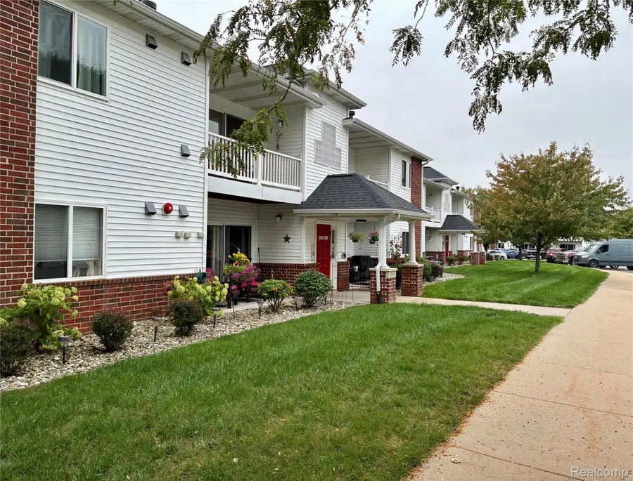 512 Carom Circle, Mason, MI 48854 - #3