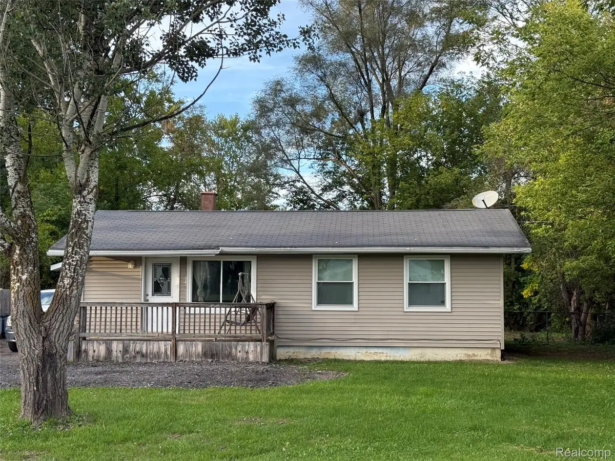 5489 Avis Drive, Burton, MI 48519 - #1