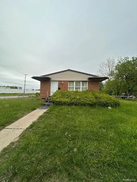 18001 Caldwell Street, Detroit, MI 48234