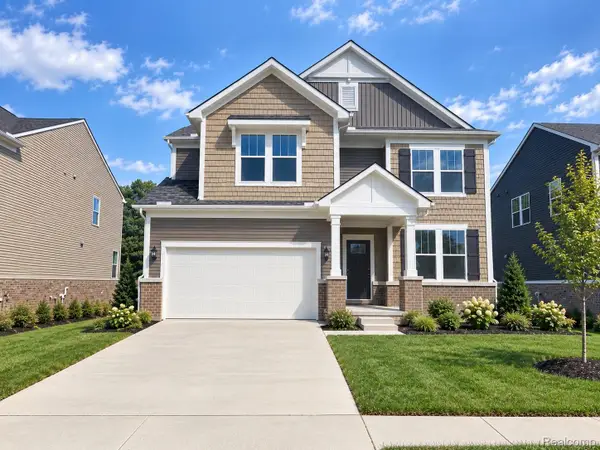 655 Gretchen Lane, Saline, MI 48176