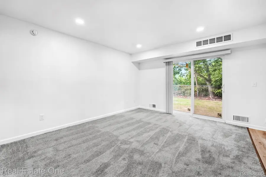 15458 Dupage Boulevard, Taylor, MI 48180 - #3