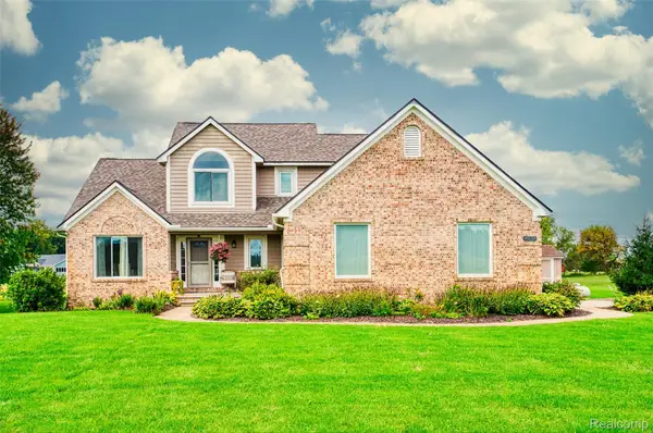 9257 Schrepfer Road, Howell, MI 48855