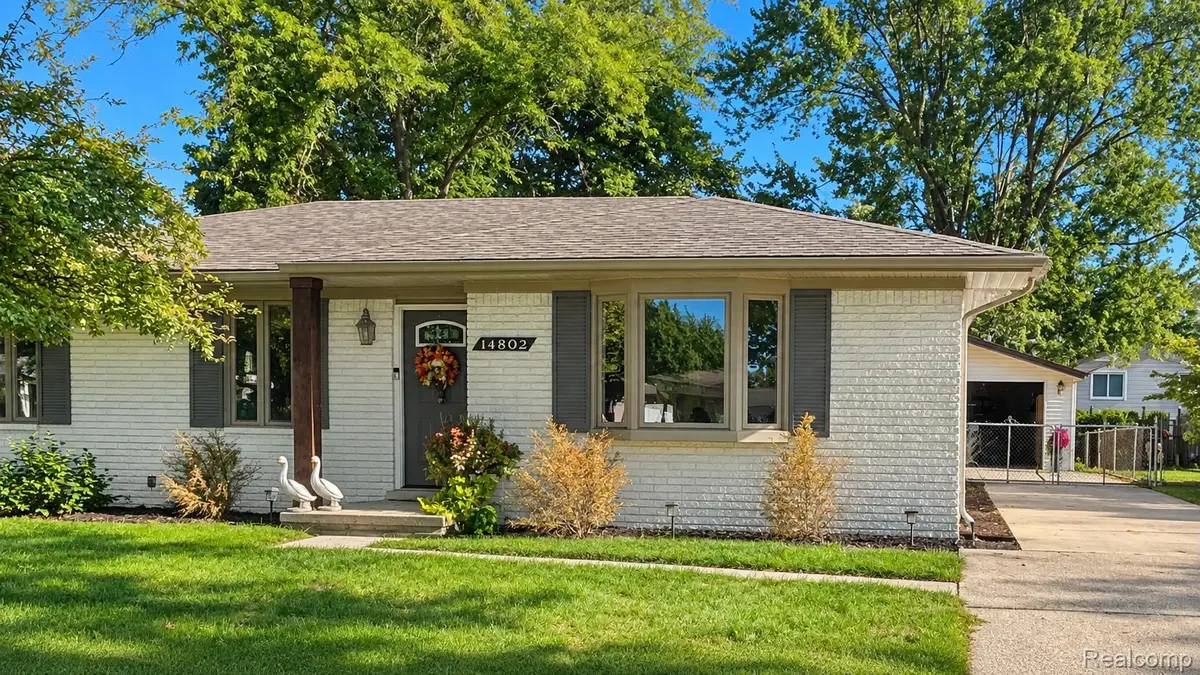 14802 Annapolis Drive, Sterling Heights, MI 48313 - #1