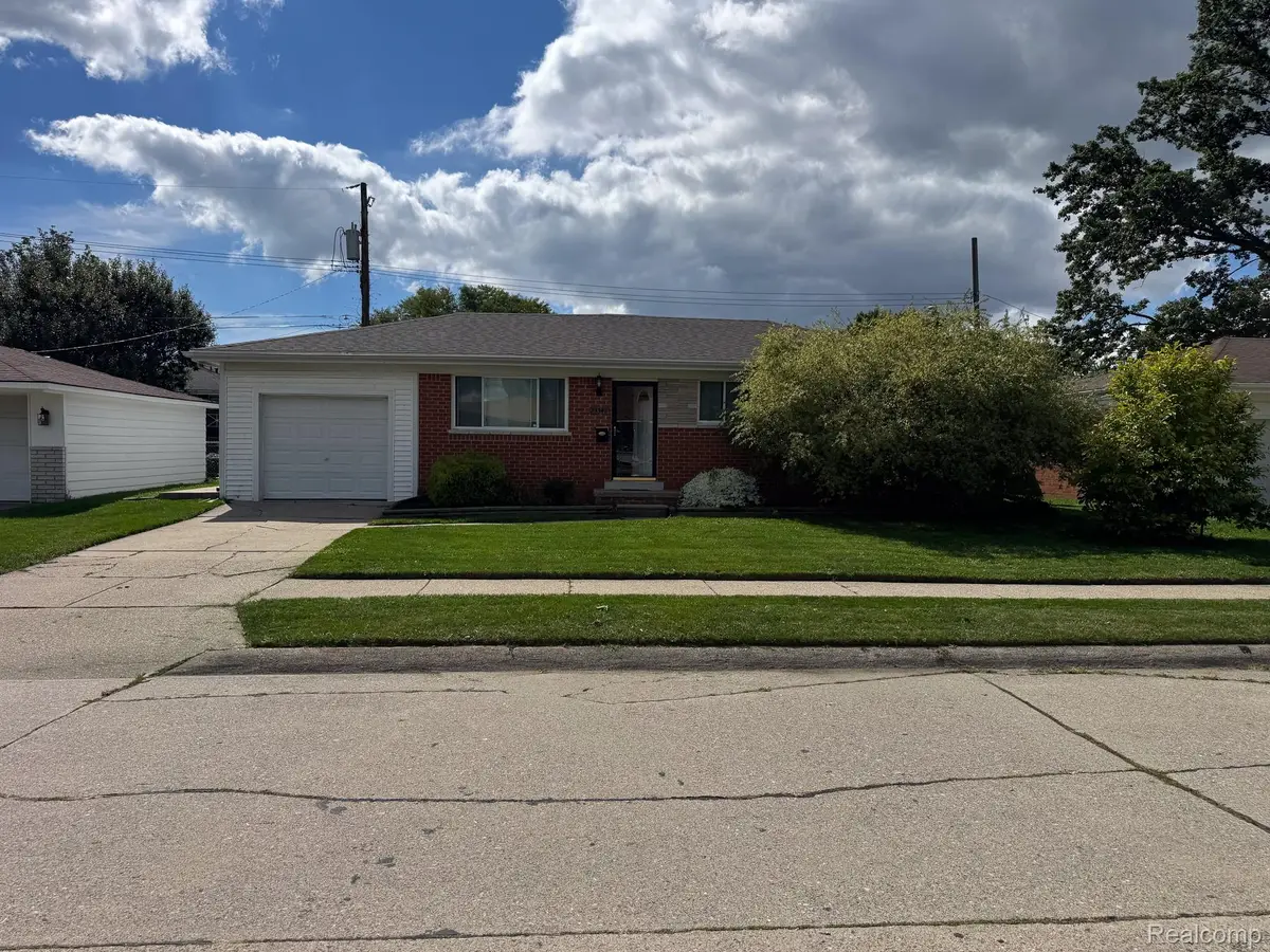 23342 Shoreview Street, Saint Clair Shores, MI 48082 - #1