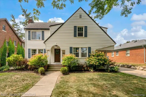 4151 Arlington Drive, RoyalOak, MI 48073