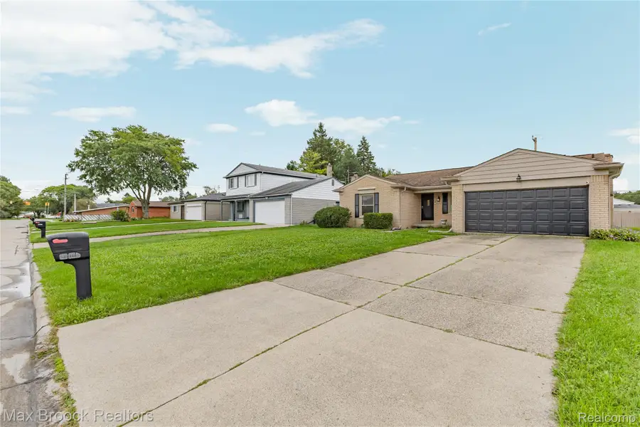 18169 Filmore Street, Southfield, MI 48075 - #3