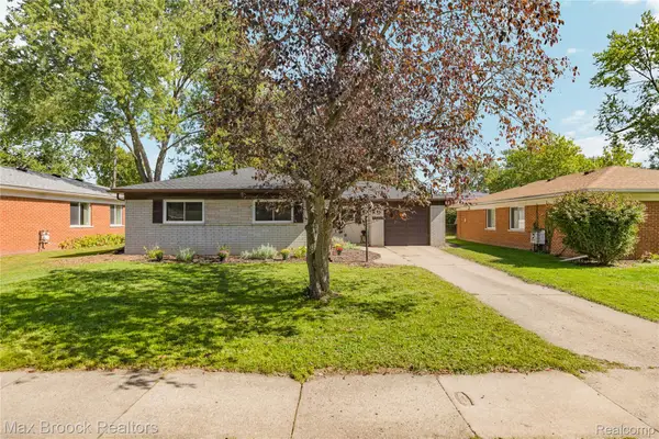 23244 Tuck Road, FarmingtonHills, MI 48336