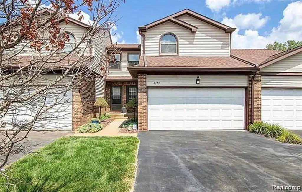 7171 Bluewater Drive, Clarkston, MI 48348 - #1