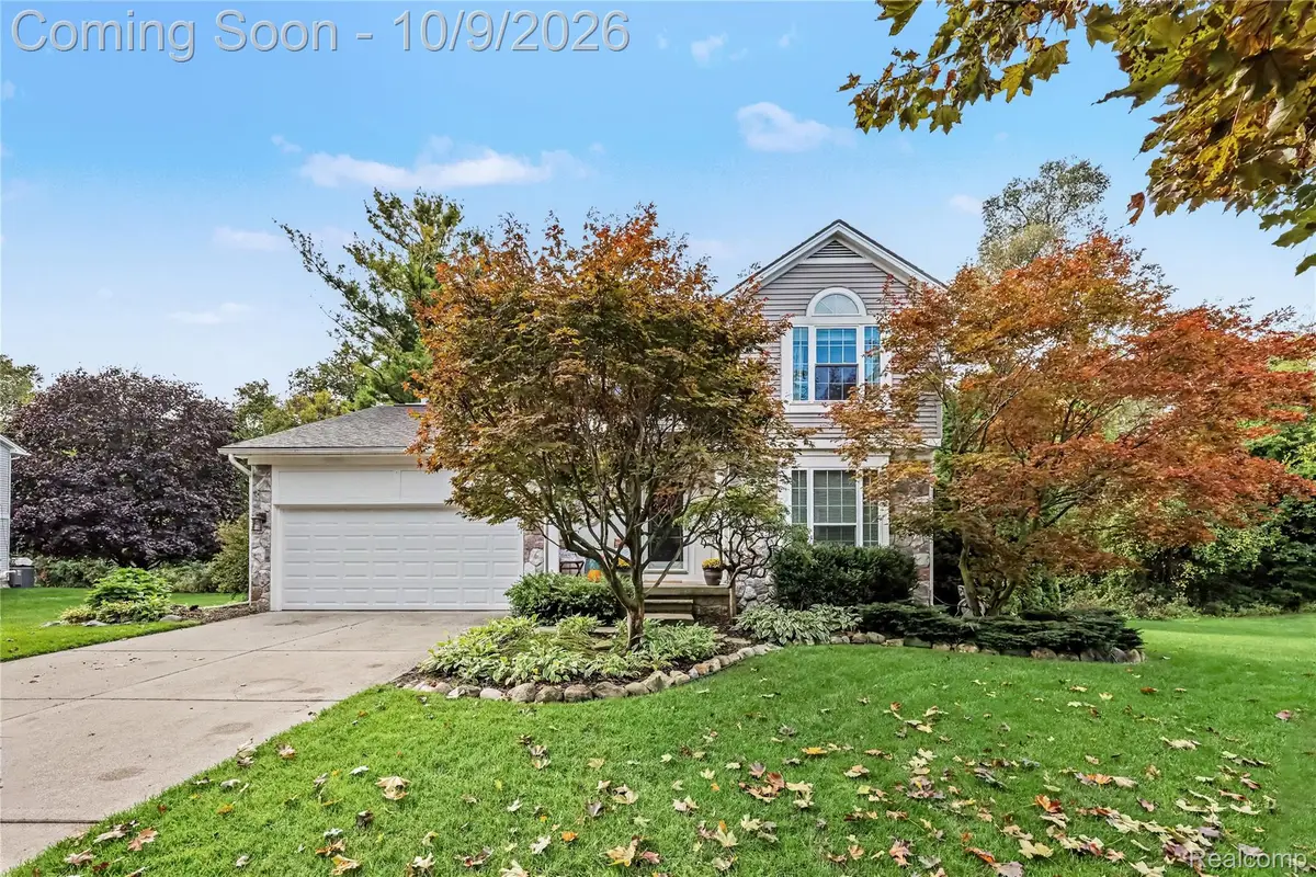 6113 Lake Waldon Drive, Clarkston, MI 48346 - #1