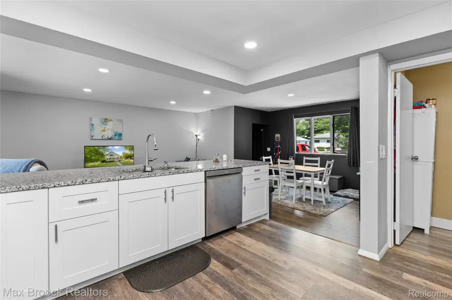27216 Shiawassee Road, Southfield, MI 48033 - #3