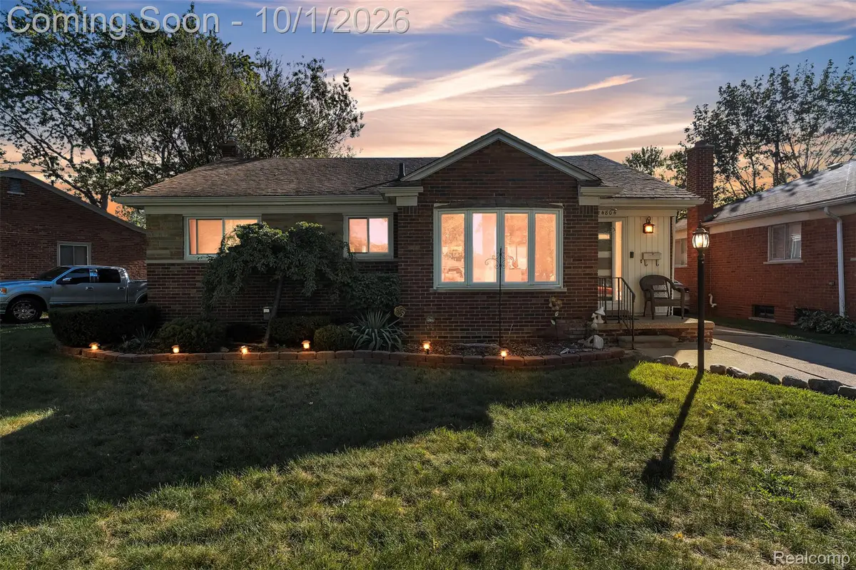 24804 Ridgecroft Avenue, Eastpointe, MI 48021 - #1