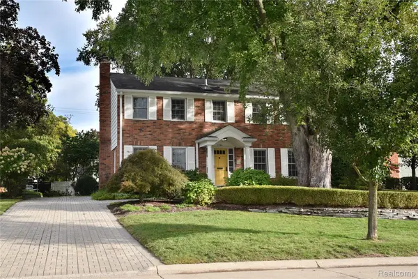 1754 Fairway Drive, Birmingham, MI 48009