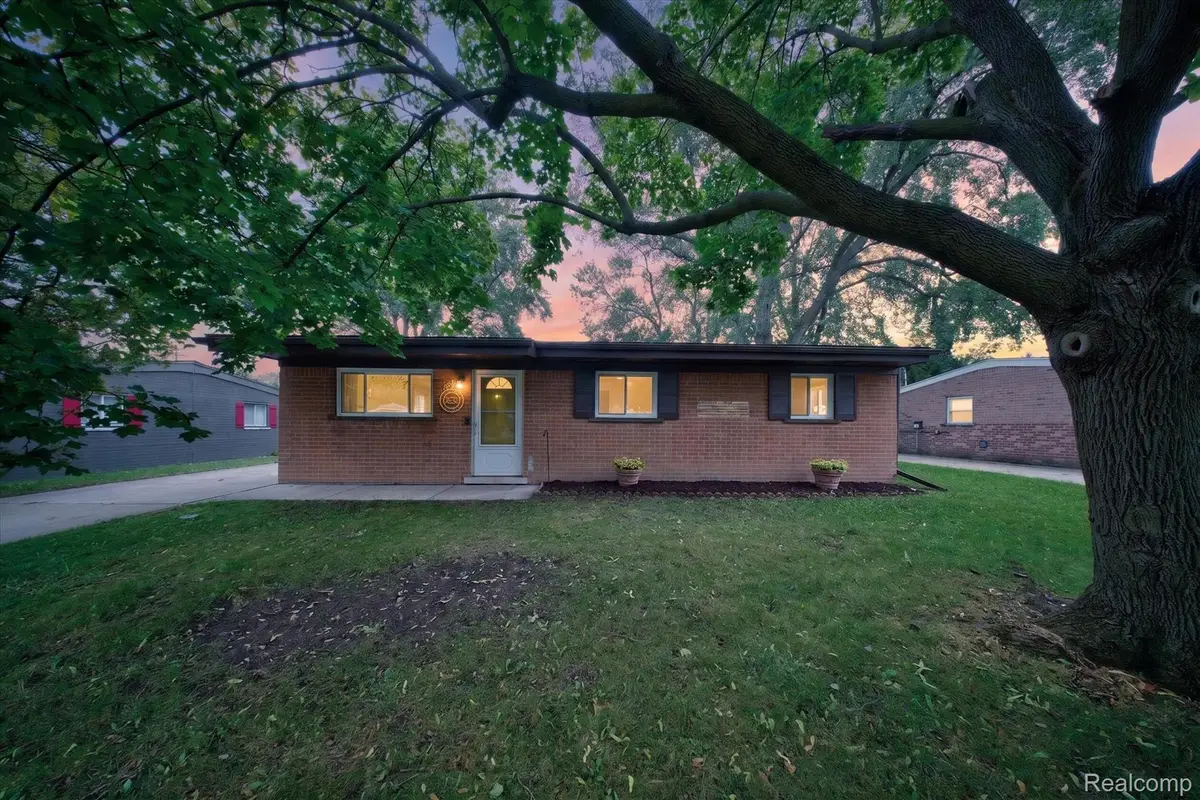 9281 Hazel Street, Taylor, MI 48180 - #1
