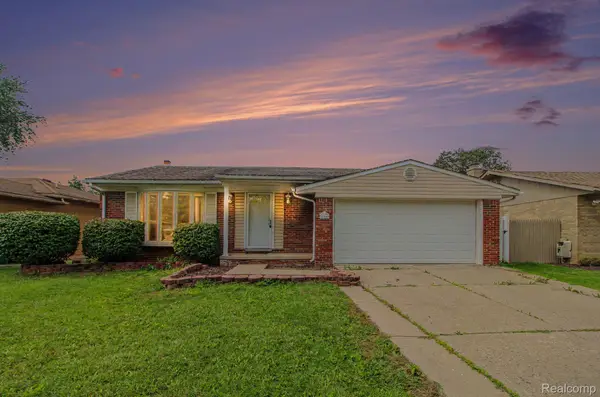 28440 Weddel Avenue, Brownstown, MI 48183