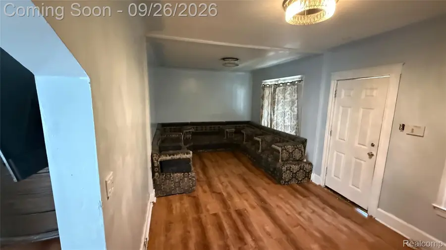 12117 Lumpkin Street, Hamtramck, MI 48212 - #3