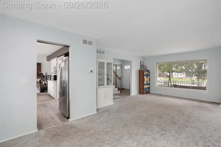 16316 Golfview Street, Livonia, MI 48154 - #3