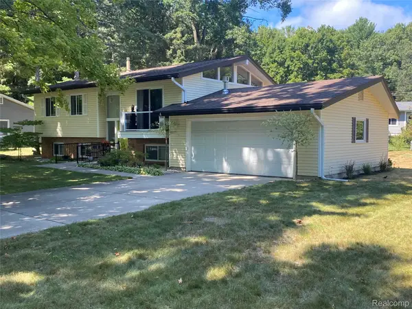 2115 Aspen Drive, TraverseCity, MI 49686