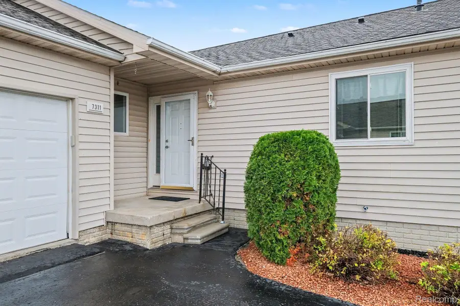 7311 Hawthorne Circle, Goodrich, MI 48438 - #2