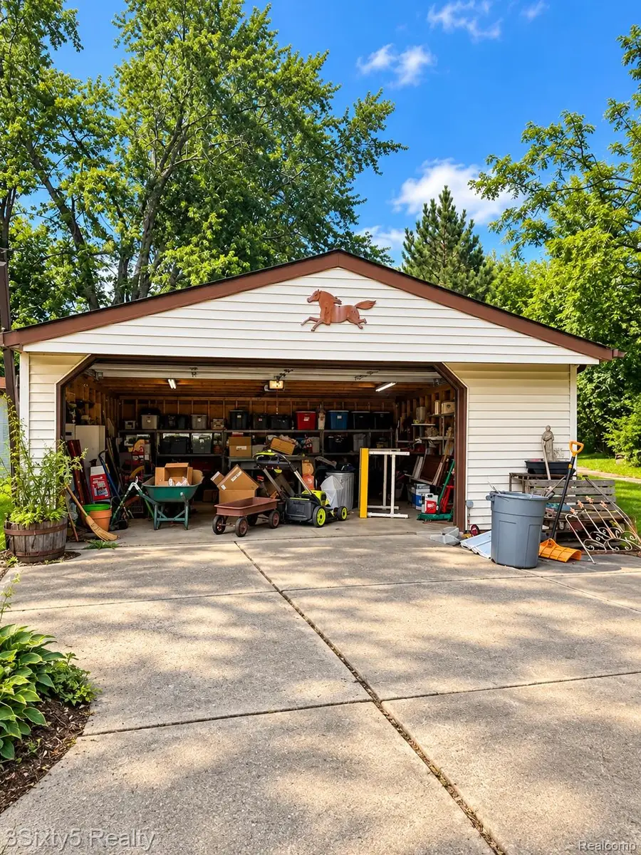 20264 Newman Drive, Brownstown, MI 48183 - #3