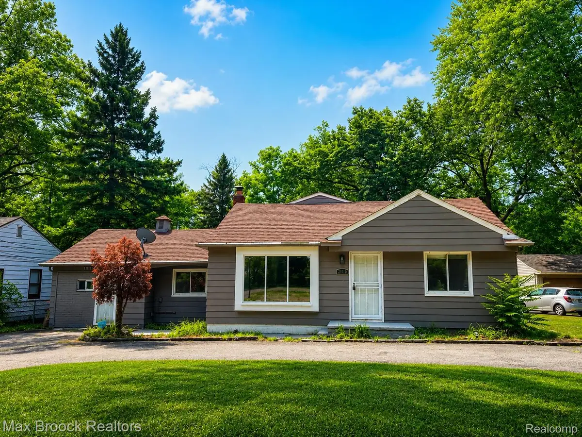 21613 Wallace Drive, Southfield, MI 48075 - #1