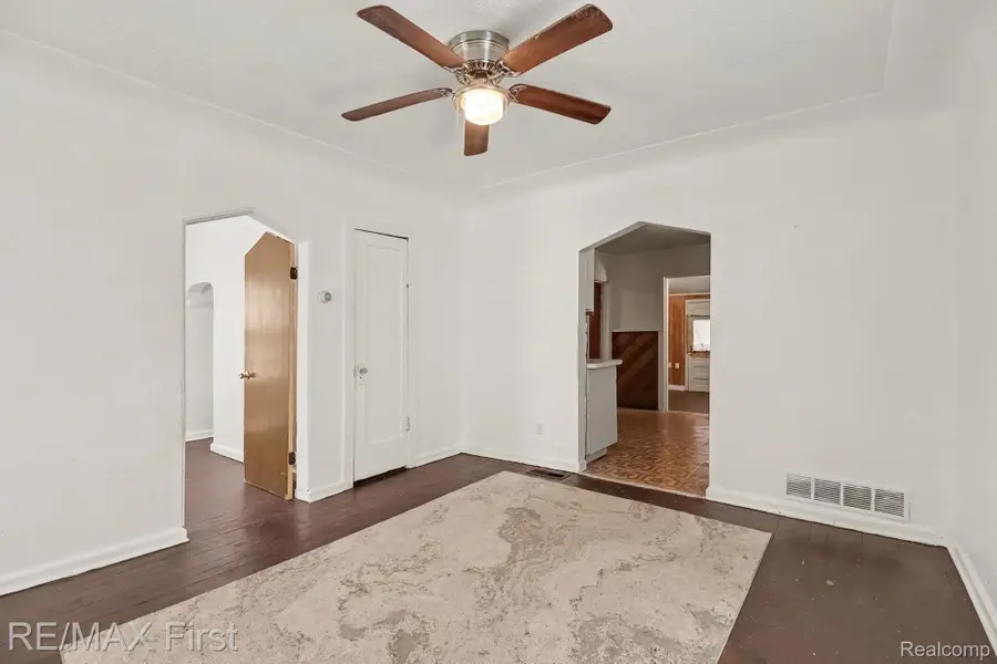 11459 Jackson Avenue, Warren, MI 48089 - #3
