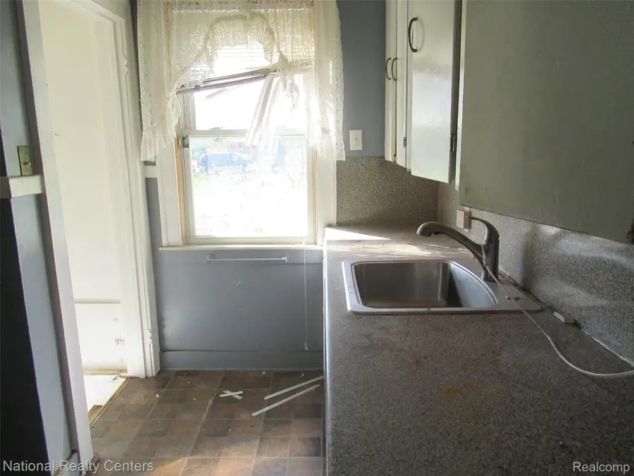 12211 Appoline Street, Detroit, MI 48227 - #3