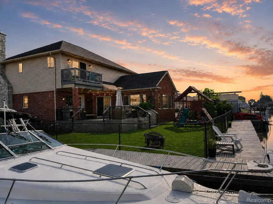 22434 Lange Street, Saint Clair Shores, MI 48080 - #2