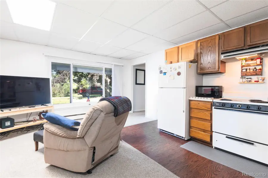7038 Whitmore Lake Road, Whitmore Lake, MI 48189 - #3
