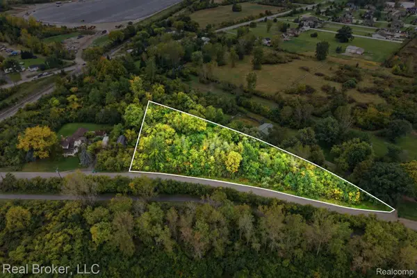 VL Huron Road, FlatRock, MI 48134