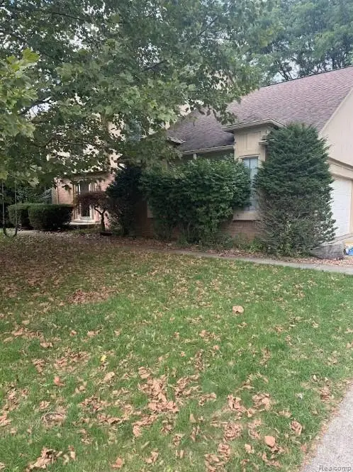 37892 Stableview Drive, Farmington Hills, MI 48335 - #2