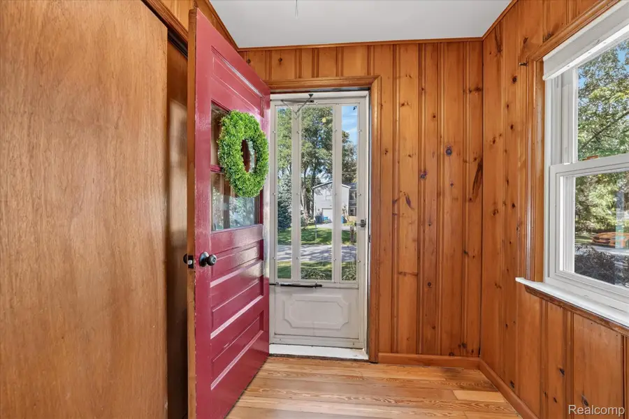 4369 Richalva Court, Waterford, MI 48329 - #2