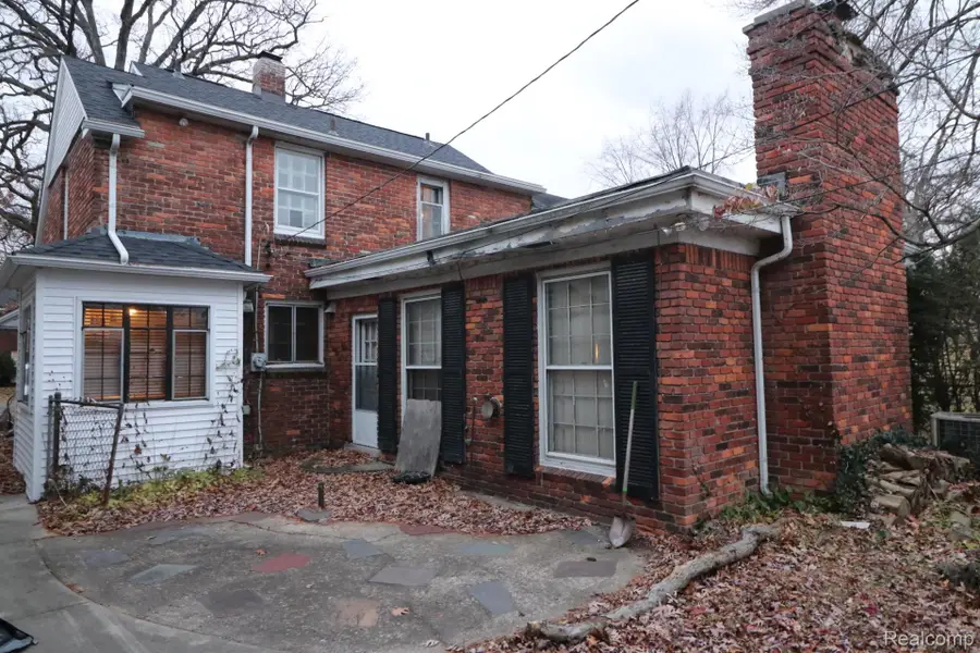 2720 Woodstock Drive, Detroit, MI 48203 - #2