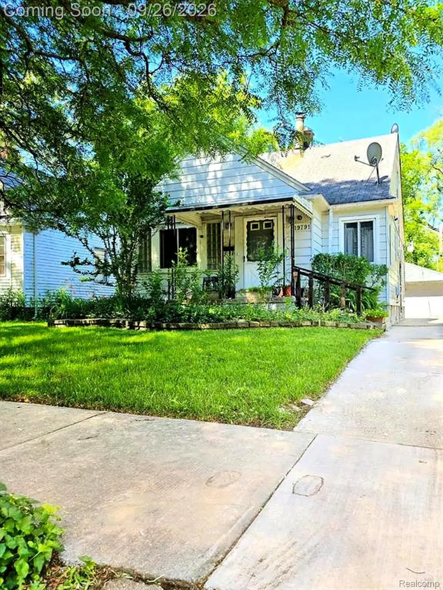 19791 Greenview Avenue, Detroit, MI 48219 - #2