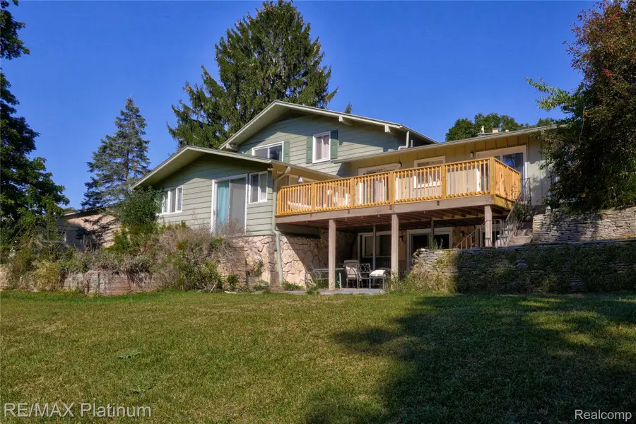 1817 S Walmont Road, Jackson, MI 49203 - #3