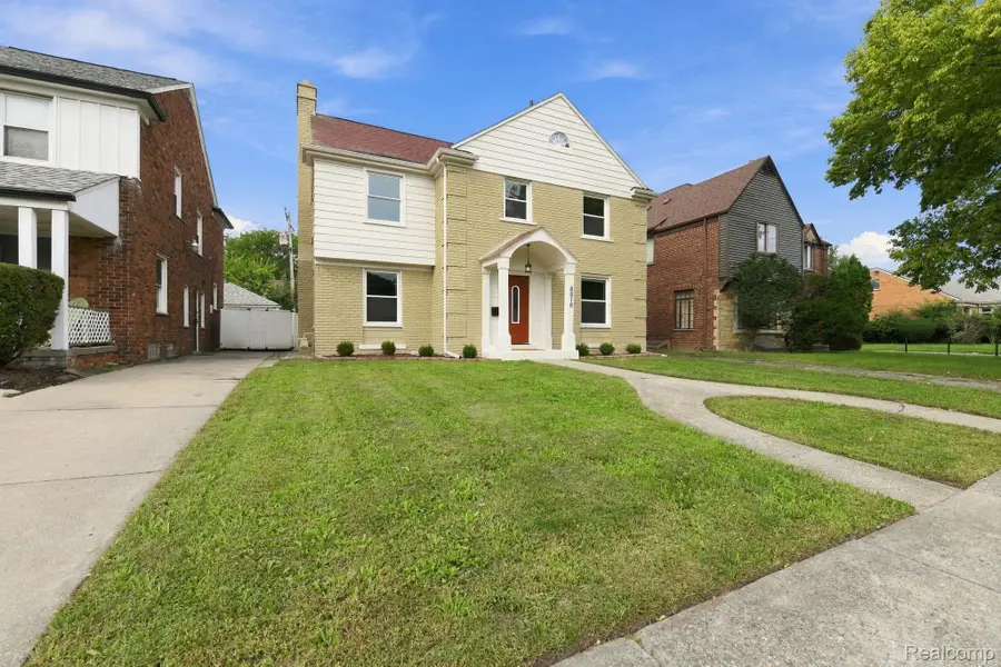 8818 W Outer Drive, Detroit, MI 48219 - #2
