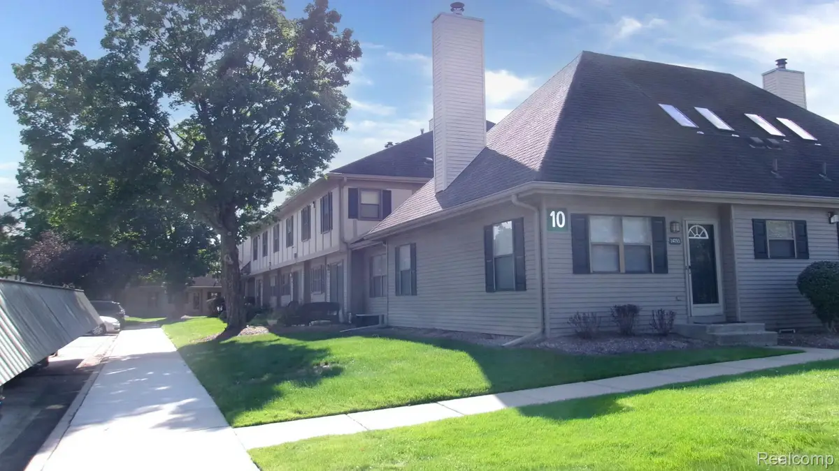 24777 Primrose Lane, Southfield, MI 48033 - #1