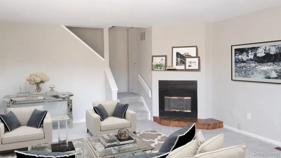 24777 Primrose Lane, Southfield, MI 48033 - #3