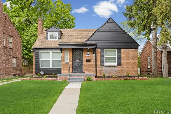 20124 Snowden Street, Detroit, MI 48235