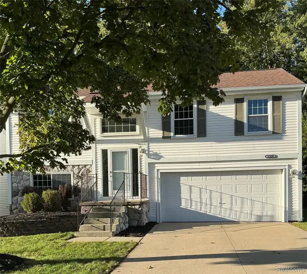 37600 N Rhead Circle N, Westland, MI 48186