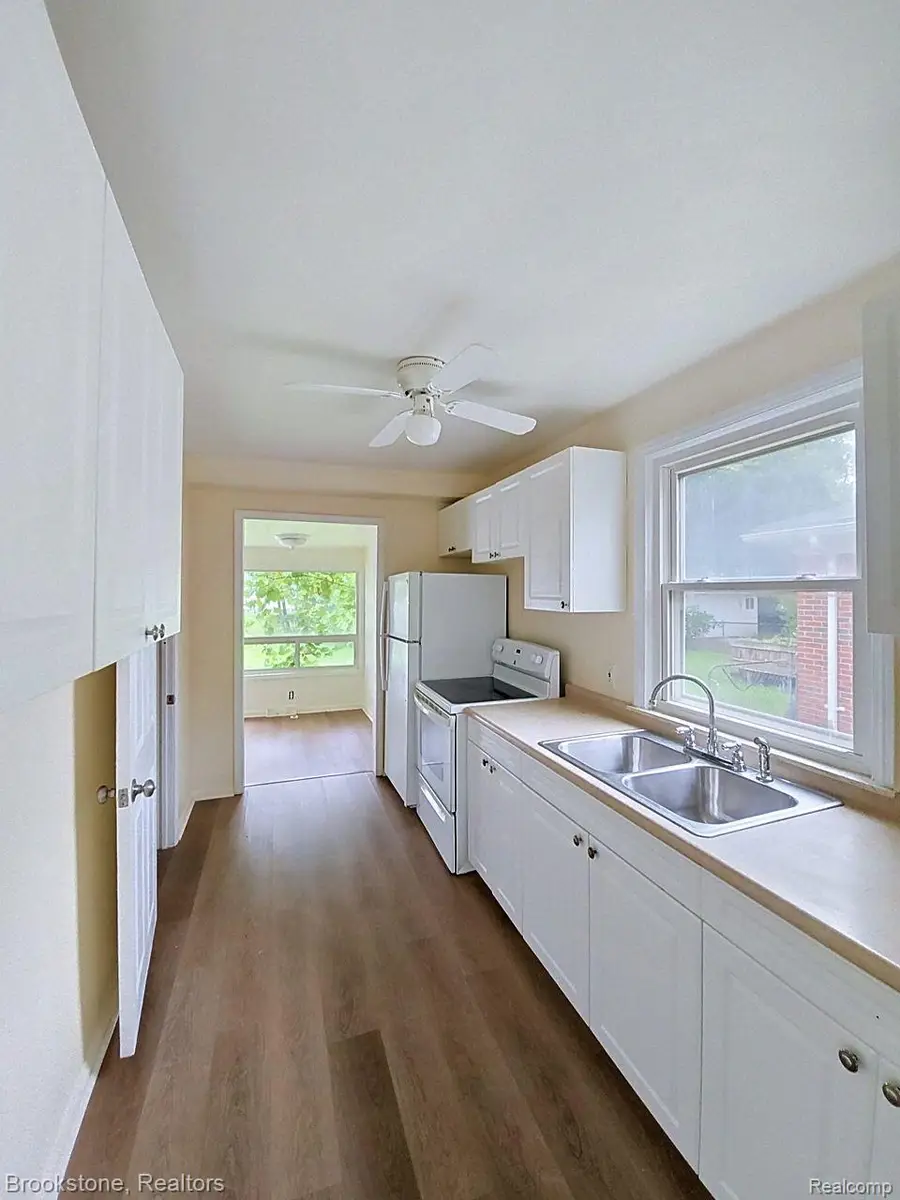 18850 Dalby, Redford, MI 48240 - #3