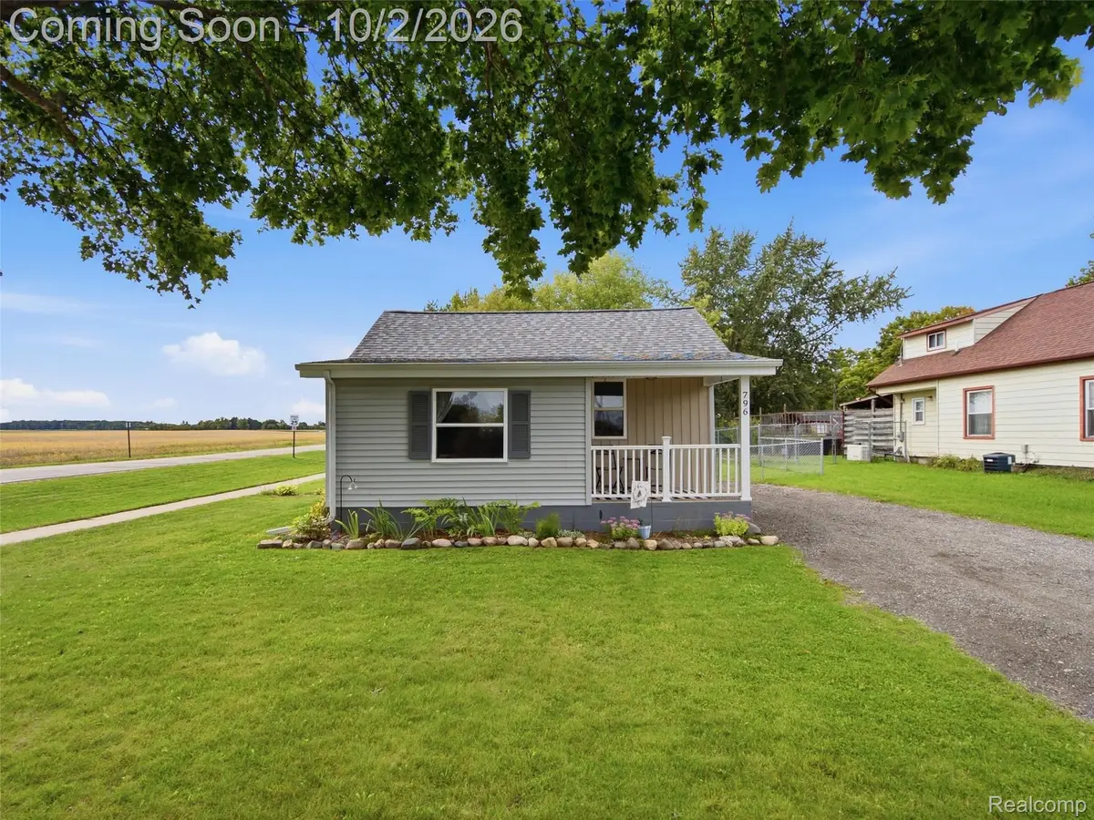 796 S Almont Avenue, Imlay City, MI 48444 - #1