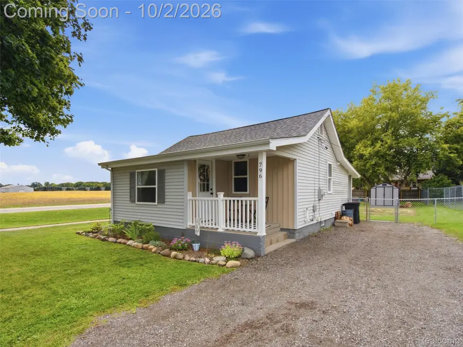 796 S Almont Avenue, Imlay City, MI 48444 - #2