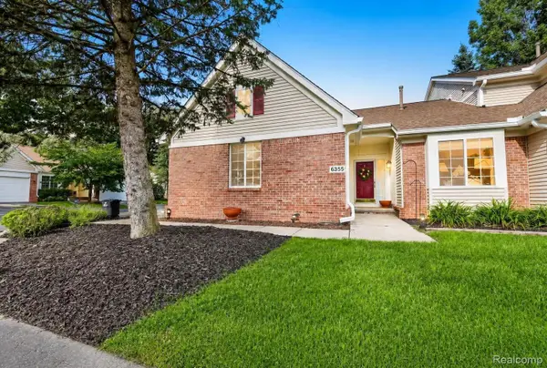 6355 Sheppard Drive #92, Westland, MI 48185
