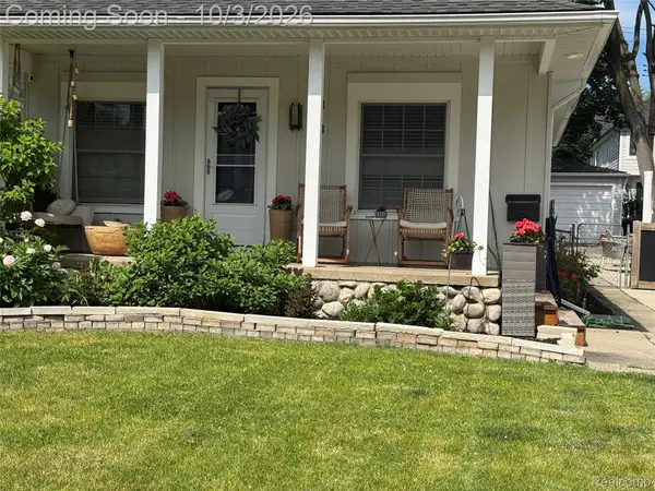 313 N Castell Avenue, Rochester, MI 48307